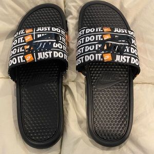 Mens Nike Slides